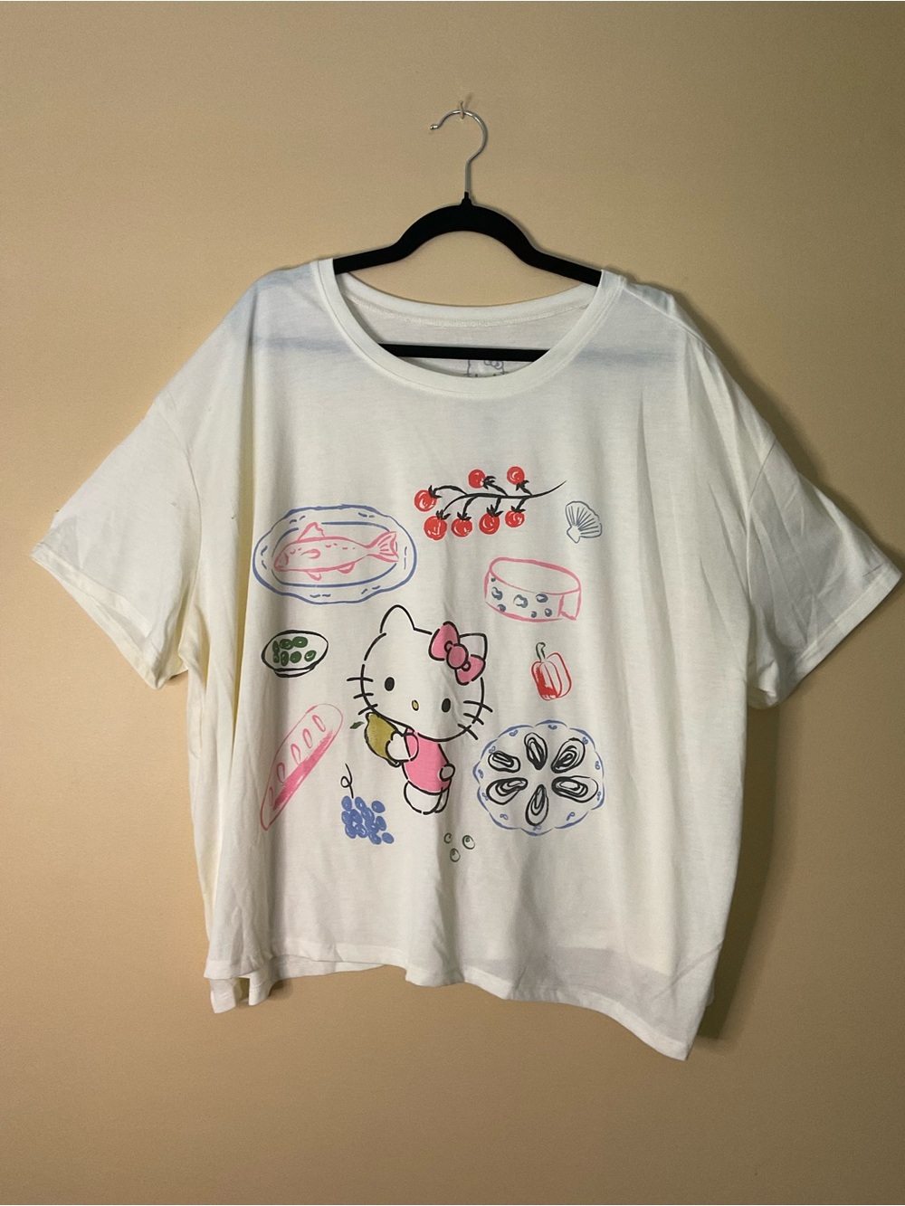 Hello Kitty Plus Size Cream Short Sleeve Graphic Tee